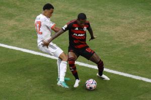 世俱杯3场2球！博主：20岁巴西新星华莱士-阎亲承 自己有中国血统