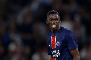 记者：登贝莱连续两场决赛0贡献，这可能是亚马尔最好的生日礼物