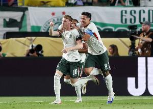 世俱杯/洲际杯决赛开场半小时梅开二度！帕尔默是历史第五人！