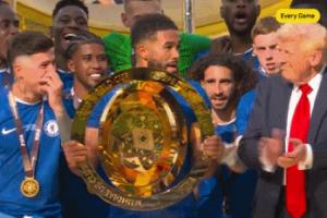 切尔西捧杯时特朗普仍站中间，桑切斯与其沟通因凡蒂诺也不断示意
