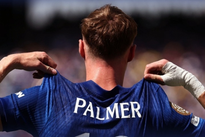 这就是足球！切尔西3-0轻取巴黎夺冠，欧协联冠军战胜欧冠冠军