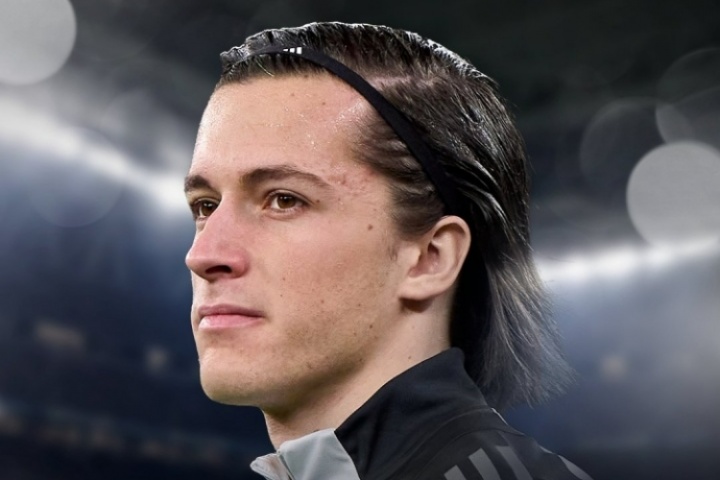 官方：皇马签下22岁左后卫A费，分期支付5000万欧解约金