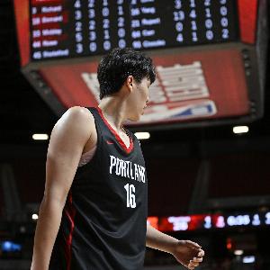 队记：杨瀚森很好胜&对自己有高标准他不会满足于数据和高光