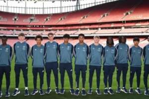 阿森纳官方：13名青训球员脱颖而出，与俱乐部签订奖学金协议