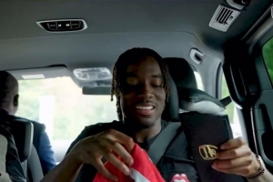 爱不释手！马杜埃凯：阿森纳球衣太酷了，我迫不及待想穿上它