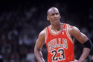 阿里纳斯：若常规赛缩减到60场 追乔丹就得连续13年场均44分