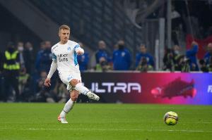 RMC：雷恩即将签下马赛球员隆吉耶和梅林，转会费总价2250万欧