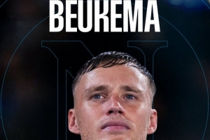 官方：那不勒斯签下博洛尼亚26岁中卫别克马 据悉转会费3300万欧