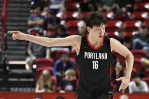 麦坎茨：一旦中国有后卫能做姚易杨做到的事 那将会很可怕