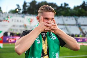 记者：约克雷斯经纪人为达成转会放弃700万，球员48小时内将体检