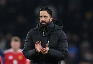 阿莫林：曼联将更多签有英超经验的球员 满意以当前阵容踢新赛季