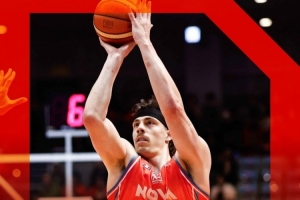 王健谈日本新归化Nick Mayo：今年1月申请入籍已获批 目前待官宣