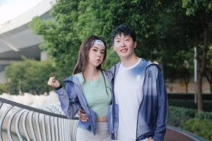 管泽元锐评BLG第一局被AL暴打：闹剧还没有结束