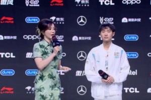 knight：野辅是主指挥3C看着玩，我沙皇还有点丑陋