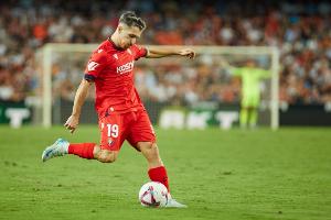 记者：拜仁同时和塞尔塔、伯恩茅斯、波尔图等4队谈萨拉戈萨转会