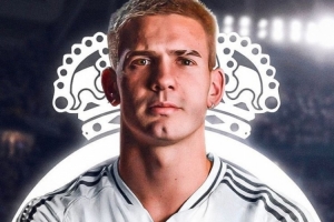 记者：马斯坦托诺本周末前往西班牙，加入皇马季前集训