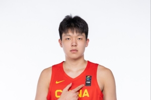 杨毅：篮协在民意紧逼下没带杨瀚森 若没我的节目不见得是这结果