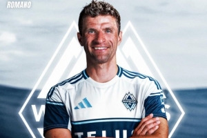 罗马诺：35岁德国中场穆勒将和温哥华白浪签约2年，here we go！