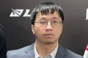 Tabe教练：赛训组要和选手们一起努力 把状态调整到最好