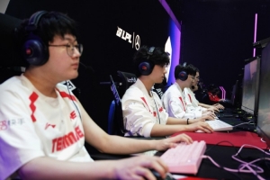 网友开喷Monki假赛？经纪人呼吁观众理性发言：看过太多人有天赋被喷退役