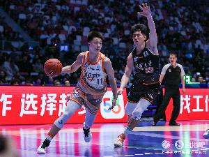 直播吧：中国篮协确认黄秋实、张峻豪等球员无缘未来3年CBA联赛