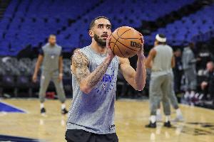 媒体人：不确定奎因能否适应CBA对外援的防守强度 他偏于外线投射