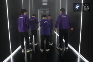 UP苦战三局拿下涅槃组首胜，LNG赛前下路换血难出成效四战全败
