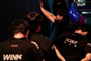 一键查询Scout&Wink状态？JDG惨遭AL横扫 吧友们觉得最大问题在哪？