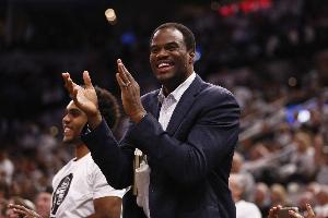 拓媒晒大卫-罗宾逊盖帽四双超级数据：杨瀚森也可以拿到