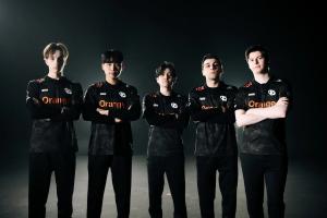 Yike：Caps是西方最具创造力选手；和他比赛他为我做了一切