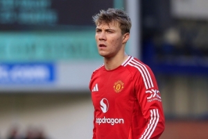 TA：曼联几乎肯定要损失4千万镑才能卖掉霍伊伦，可考虑3千万价格