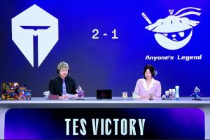 AL粉丝怒斥不敌TES：红米一儿这一块 教练不想赢 中野巨大gap