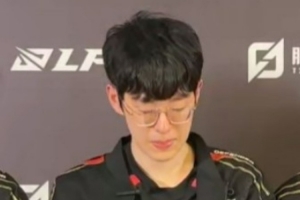 东施效颦拙劣模仿！Scout：爆弹前期厉害 拿到优势后能起推塔节奏