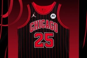 梦回乔丹时代！公牛将自13年以来首次使用带红色细条纹的黑色球衣