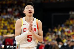 赵继伟：廖三宁打球特别飘逸 我总感觉他不使劲