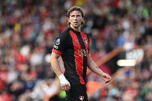 队报：巴黎计划本周末敲定扎巴尼，固定费用6300万欧已达成协议