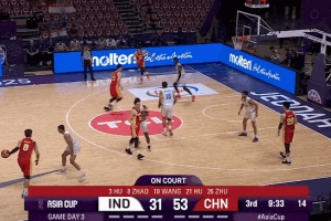 赵继伟谈王俊杰：首次入选国家队 教练就给安排进攻战术可不太多