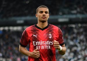 罗马诺：纽卡斯尔已经提升了报价，希望从AC米兰签下佳夫