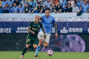 连场中超传射，米特里策成2012年以来第4位做到这点的浙江球员