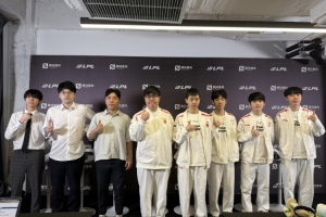 你也来插旗？Kanavi：打iG有百分百的信心拿下