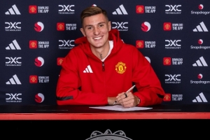 内维尔：曼联三叉戟本赛季能进35球就不错了 约克雷斯机会会更多