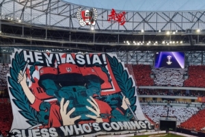 韦世豪晒蓉城tifo：为了成都！亚洲之巅！BEST FANS！！！