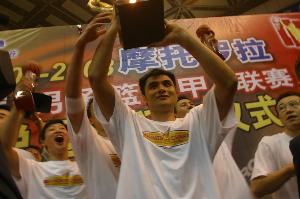 刘玉栋回顾球员生涯：作为1个军人 1个运动员 在困难面前要有血性