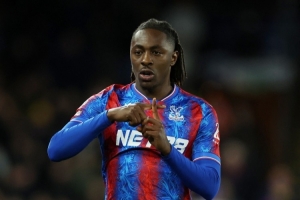 记者：热刺对埃泽加盟持乐观态度，准备支付与库杜斯类似转会费