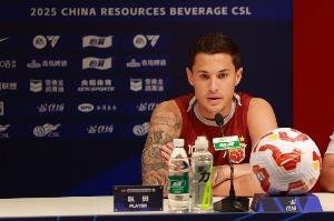 沪媒：海港暂时压过申花一头 维塔尔状态越来越好成为“节拍器”