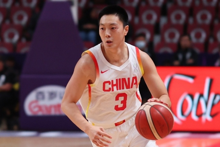 牌面拉满！央视晚间新闻播报男篮战报 但念错名字读成胡明汗hàn