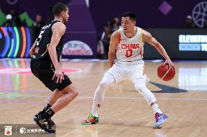 反击！高诗岩在社媒评论区挂媒体人此前发的他多方面不如徐杰言论