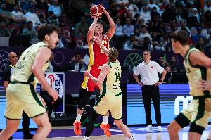 王俊杰：亚洲很多队强度甚至不如NCAA 打澳大利亚第一次有压迫感