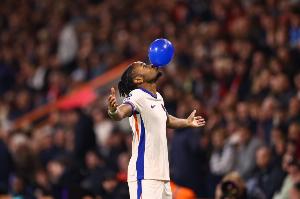 罗马诺：切尔西坚持恩昆库要永久转会&拜仁想租+买断，双方还在谈