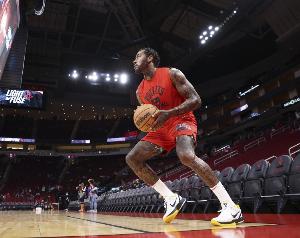 Shams：前NBA状元约翰-沃尔宣布退役 结束11年NBA生涯